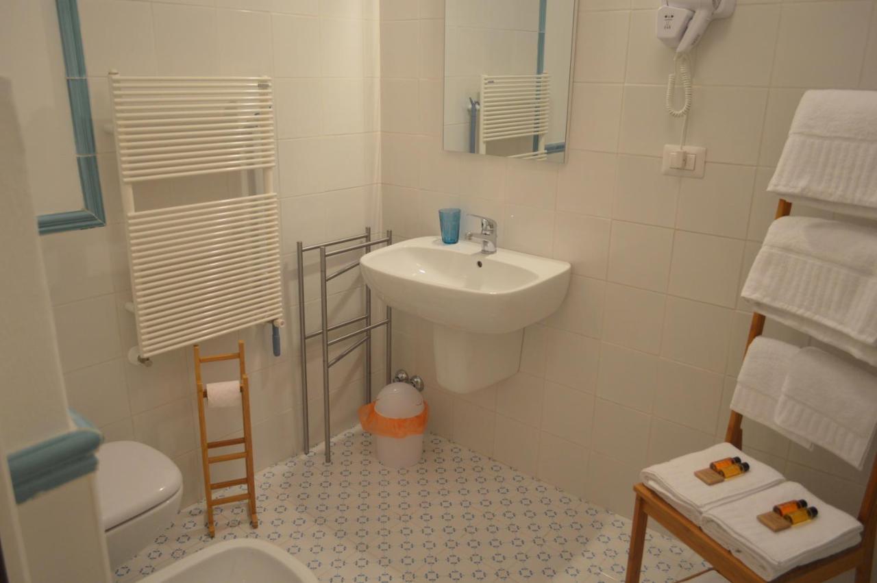 Orizzonte Relais Villa Leni Ngoại thất bức ảnh